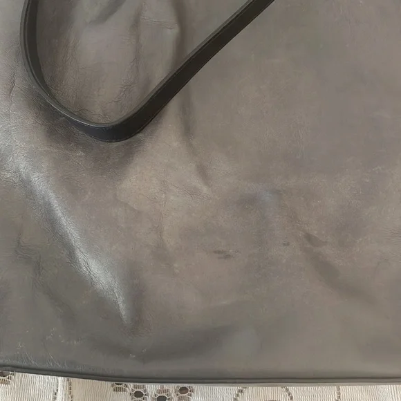 Albert Bellucci Gray Black Quilt Stitched Leather & Double Zipper Very Spacious - Picture 7 of 12